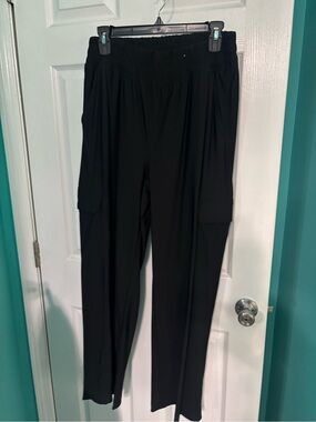 Old Navy Cargo Pants Medium